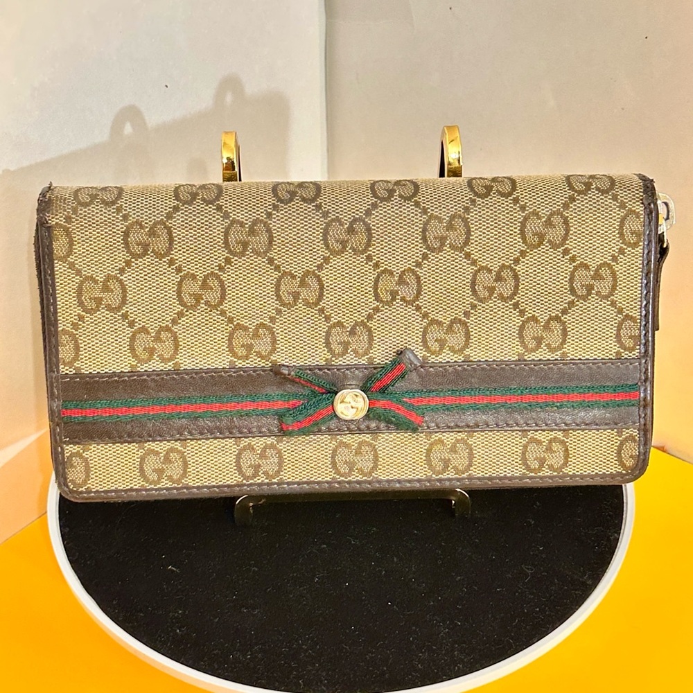 Gucci Sherry line Zippee round Wallet with Green and Red Accents - Picture 7 of 16